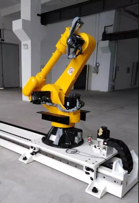 Automatic Handling Machine